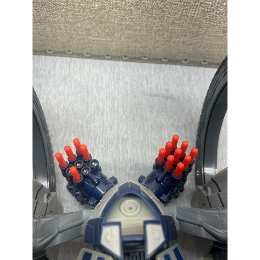 Hasbro Star Wars The Clone Wars RC Hailfire Droid Works and fires 27 MHz‎
